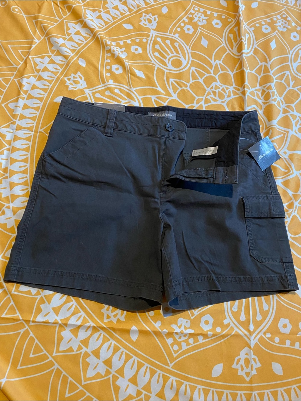 Eddie Bauer women’s charcoal Gray Cargo Shorts